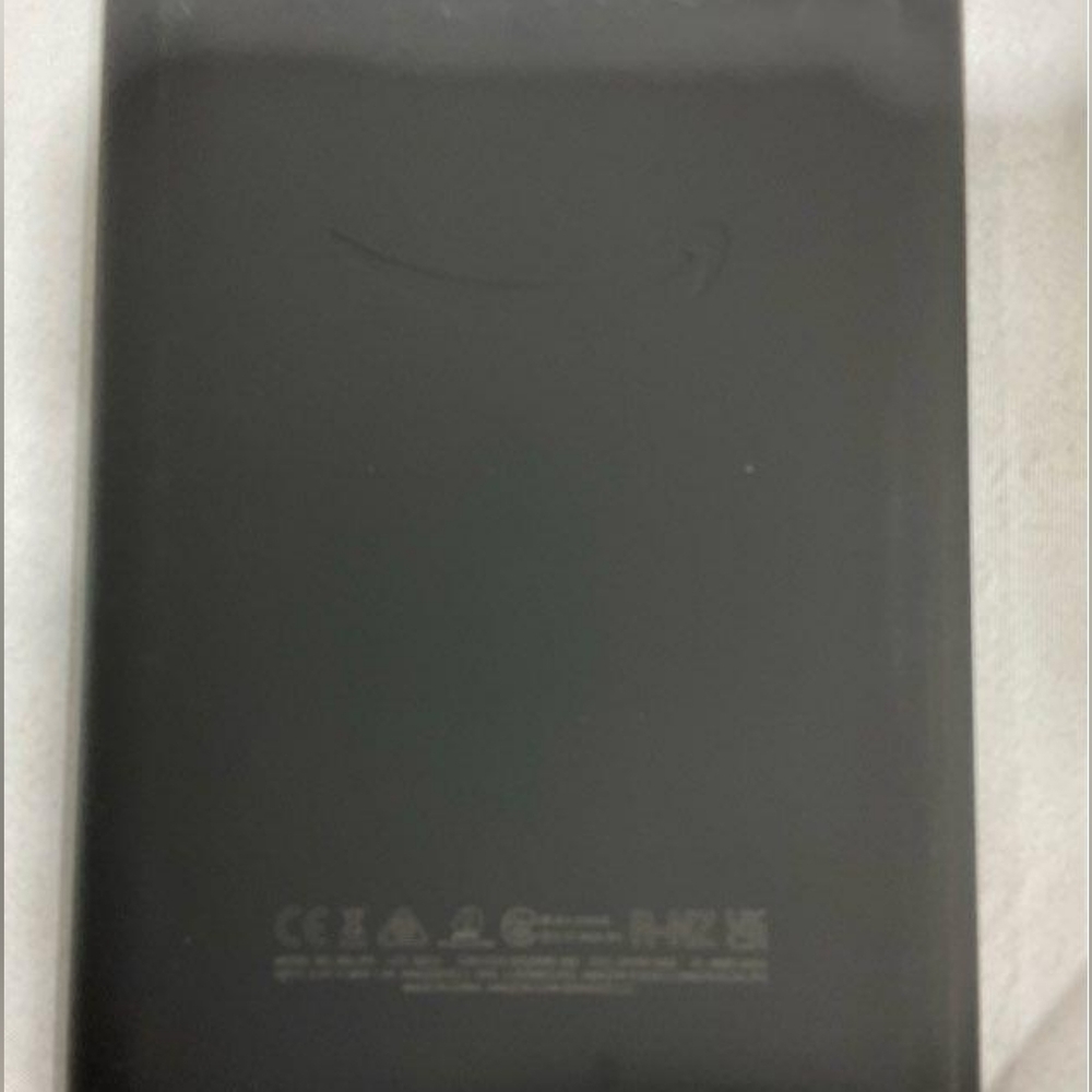 Amazon Kindle Paperwhite 11th Generation - Picture 8 of 12